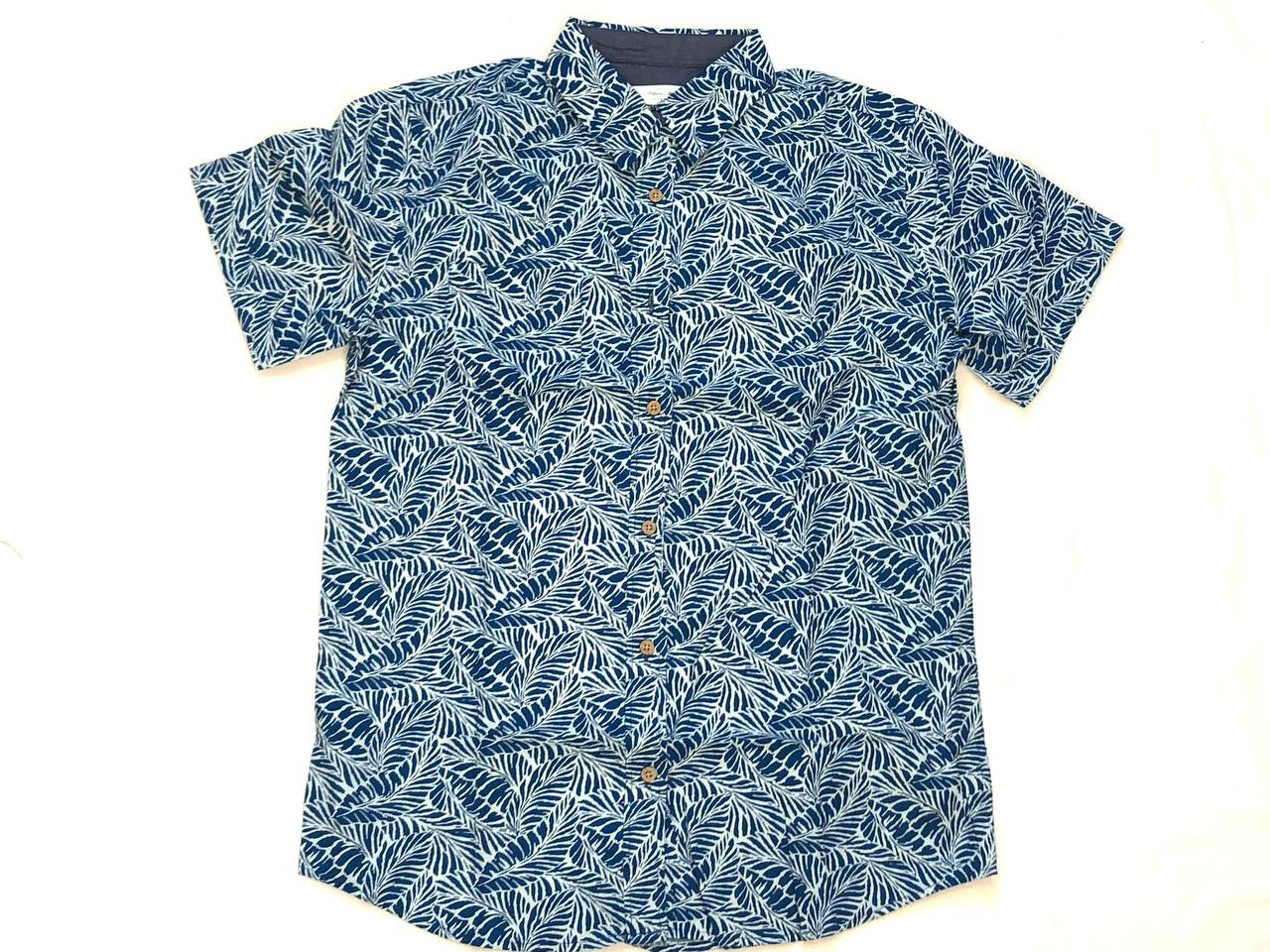 Blue Leaves Short Sleeve